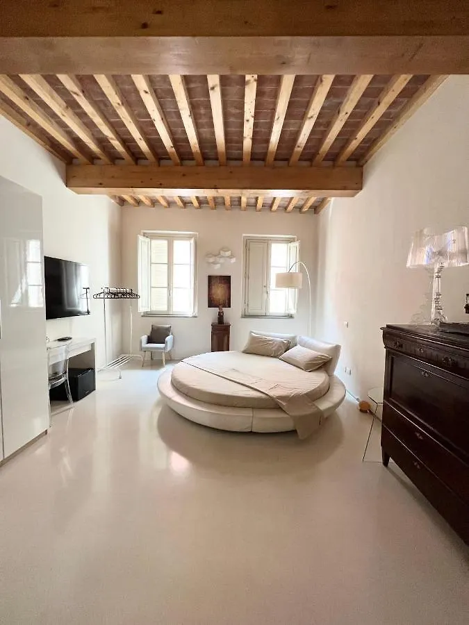 מלון Luxury Tower House In Heart Of פיזה
